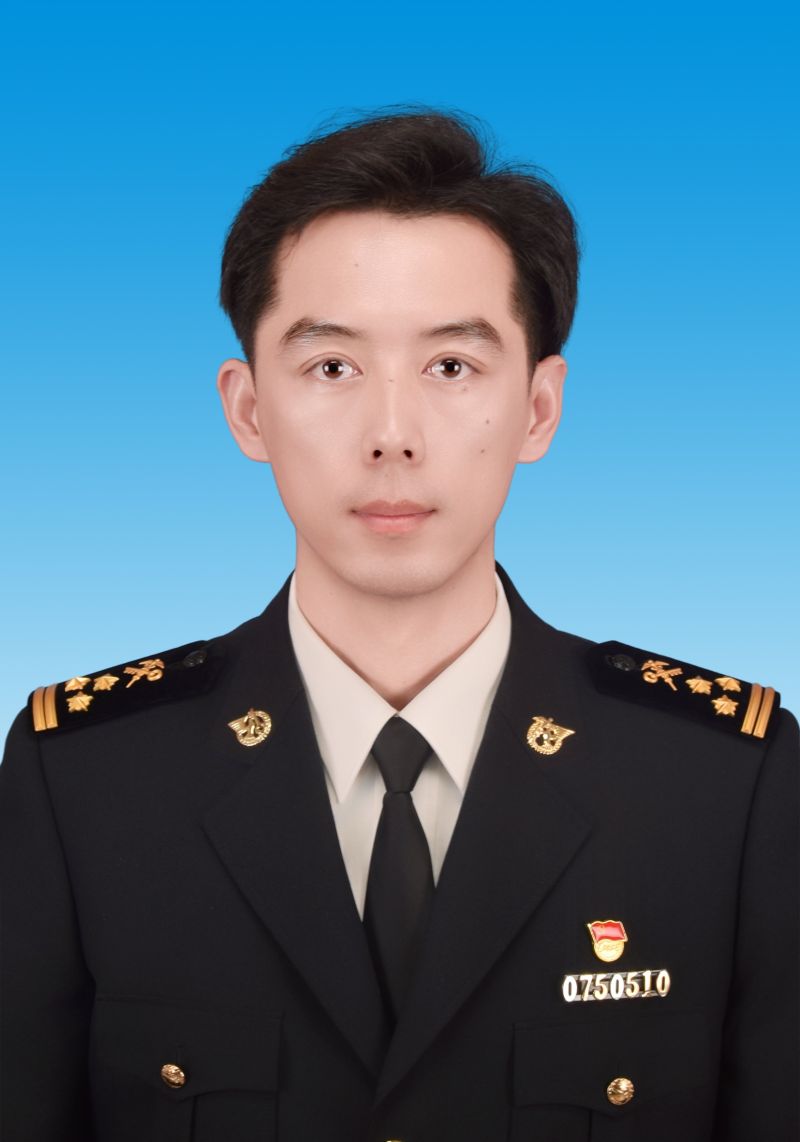 张磊
